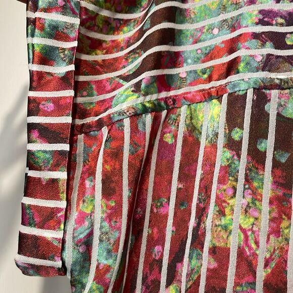 Soft Surroundings- Floral & Stripes Mixed Media Colorful Pleated Blouse- Size M - Picture 6 of 7